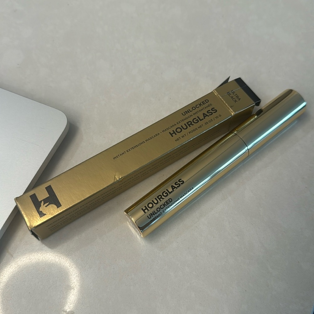 Hourglass instant extensions mascara in ultra black